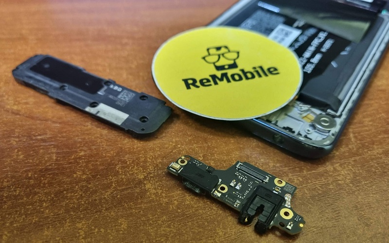 Телефон Xiaomi Redmi Note 9 не бере заряд